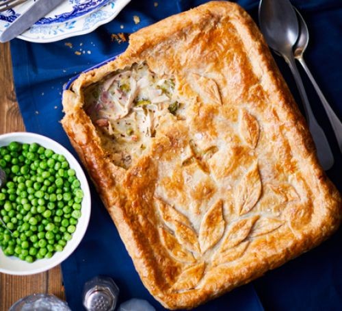 Savoury pie recipes Rectangular roast chicken pie in dish